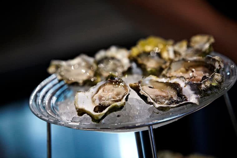 Hank's Oyster Bar