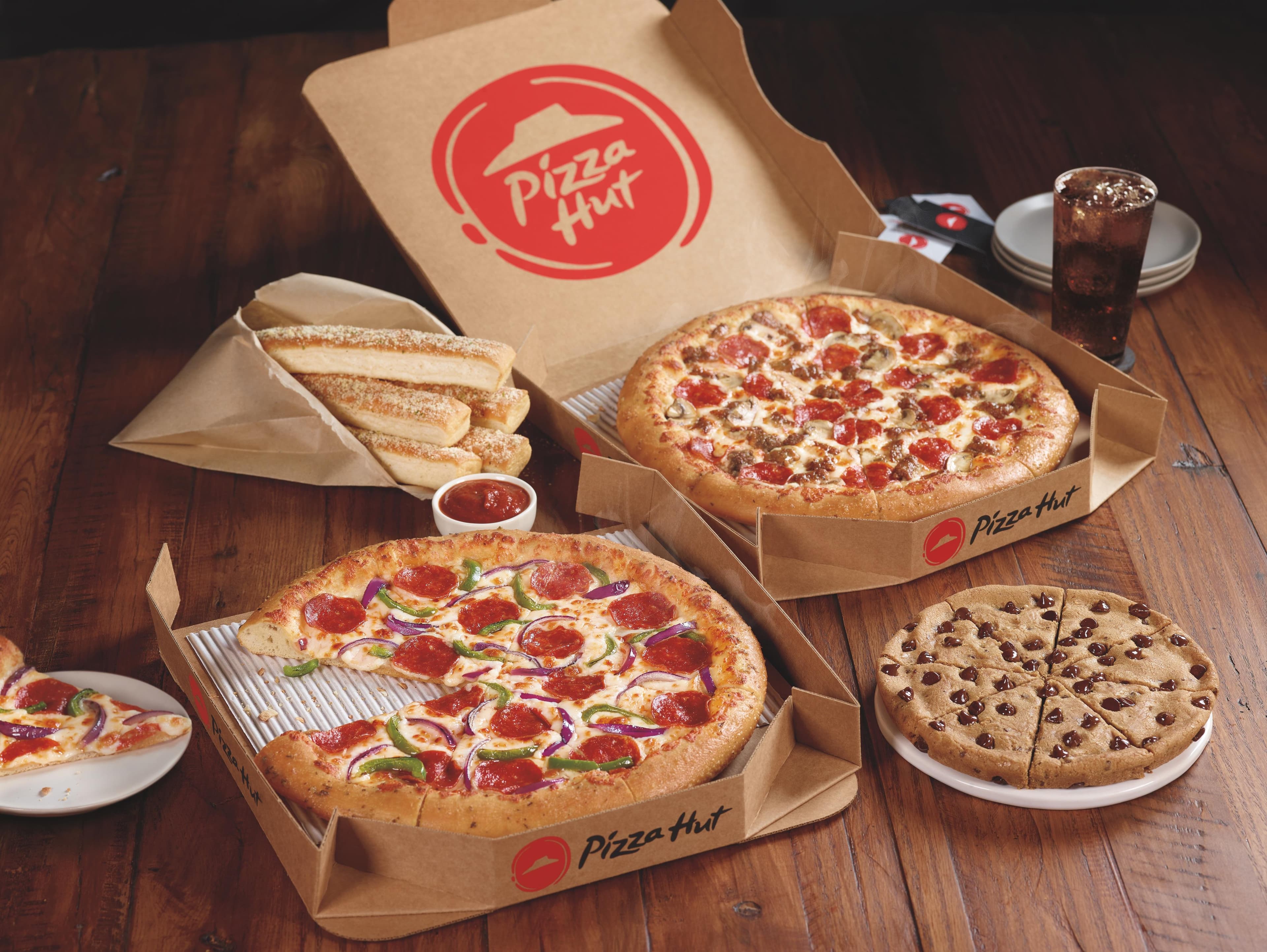 Pizza Hut #037423 — Quick-service restaurant event space in Arlandria, Alexandria, VA