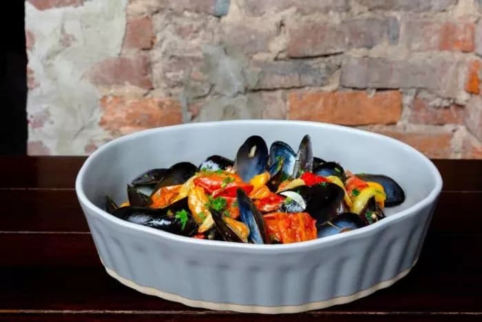 Augie's Mussel House and Beer Garden — Seafood restaurant event space in Old Town, Alexandria, VA