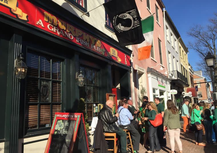 Murphy's Grand Irish Pub — Burger restaurant event space in Old Town, Alexandria, VA