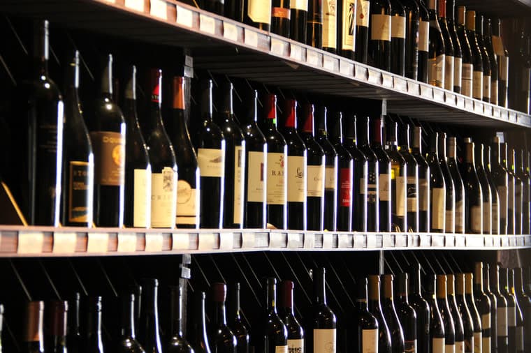 Planet Wine — Full-service restaurant event space in Del Ray, Alexandria, VA