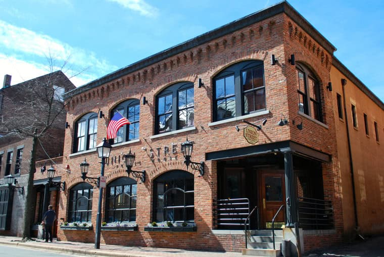 Union Street Public House — Full-service restaurant event space in Old Town, Alexandria, VA